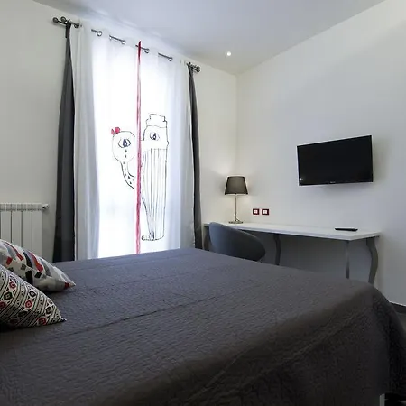 Excelsior Apartment *